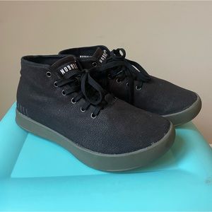 NOBULL BLACK IVY CANVAS MID TRAINER (WOMEN'S) SIZE 7
